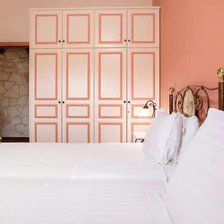 Aresti Mountain Resort Agios Leon エクステリア 写真