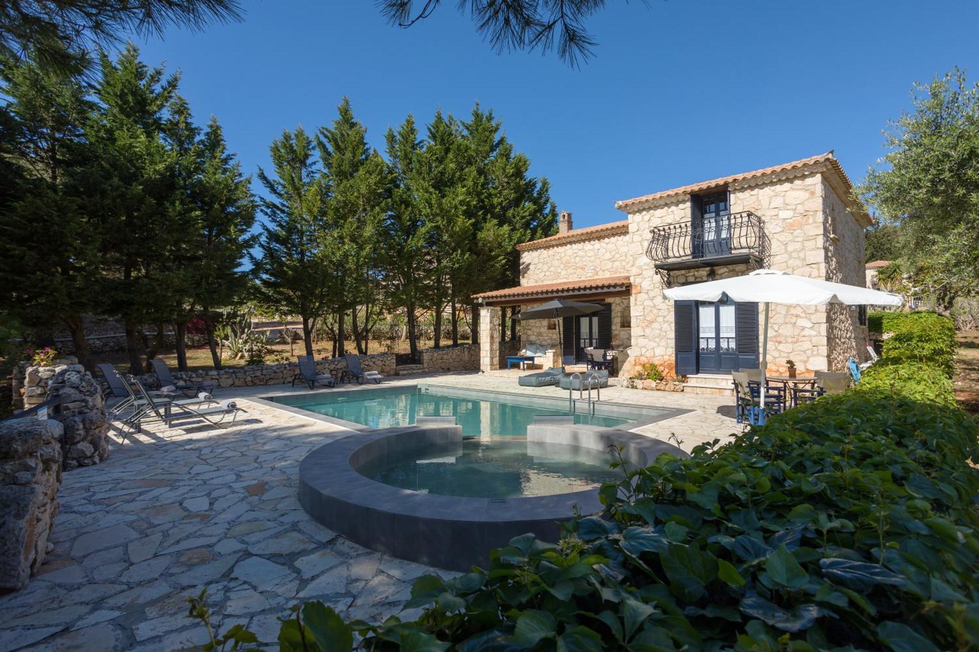 Aresti Mountain Resort Agios Leon エクステリア 写真