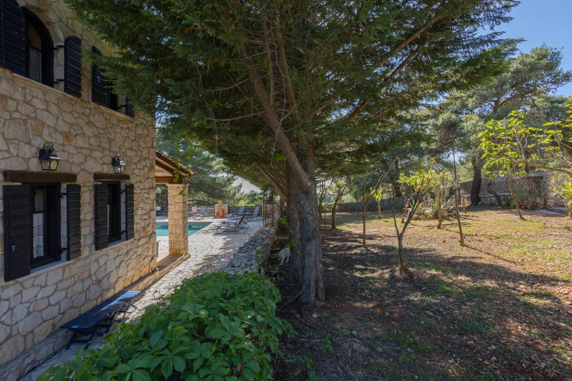 Aresti Mountain Resort Agios Leon エクステリア 写真