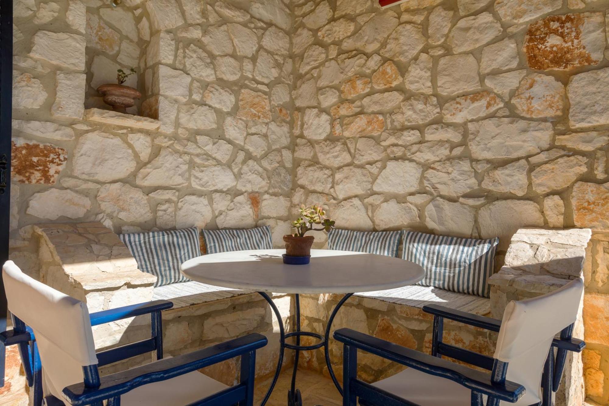 Aresti Mountain Resort Agios Leon エクステリア 写真