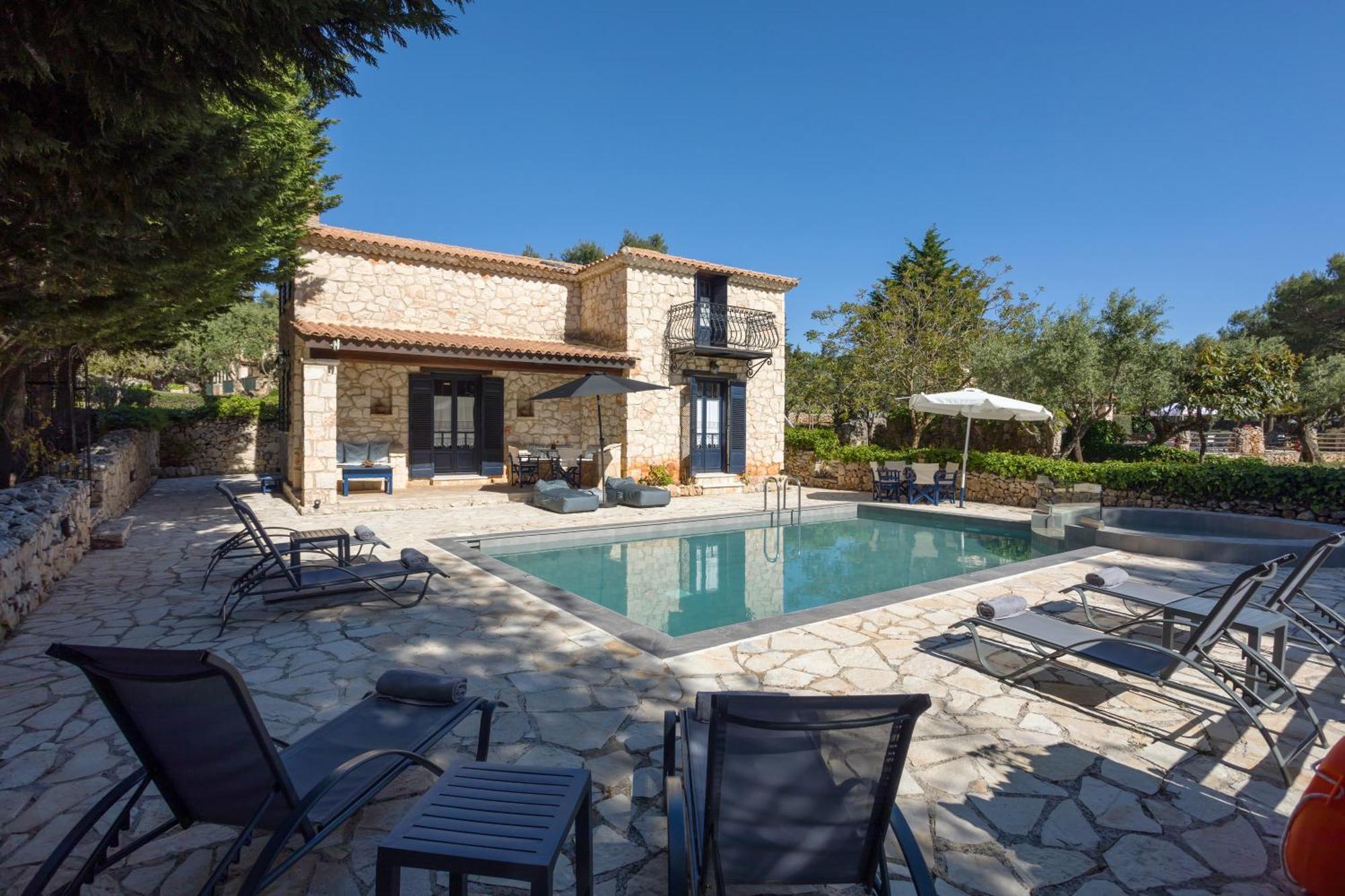 Aresti Mountain Resort Agios Leon エクステリア 写真