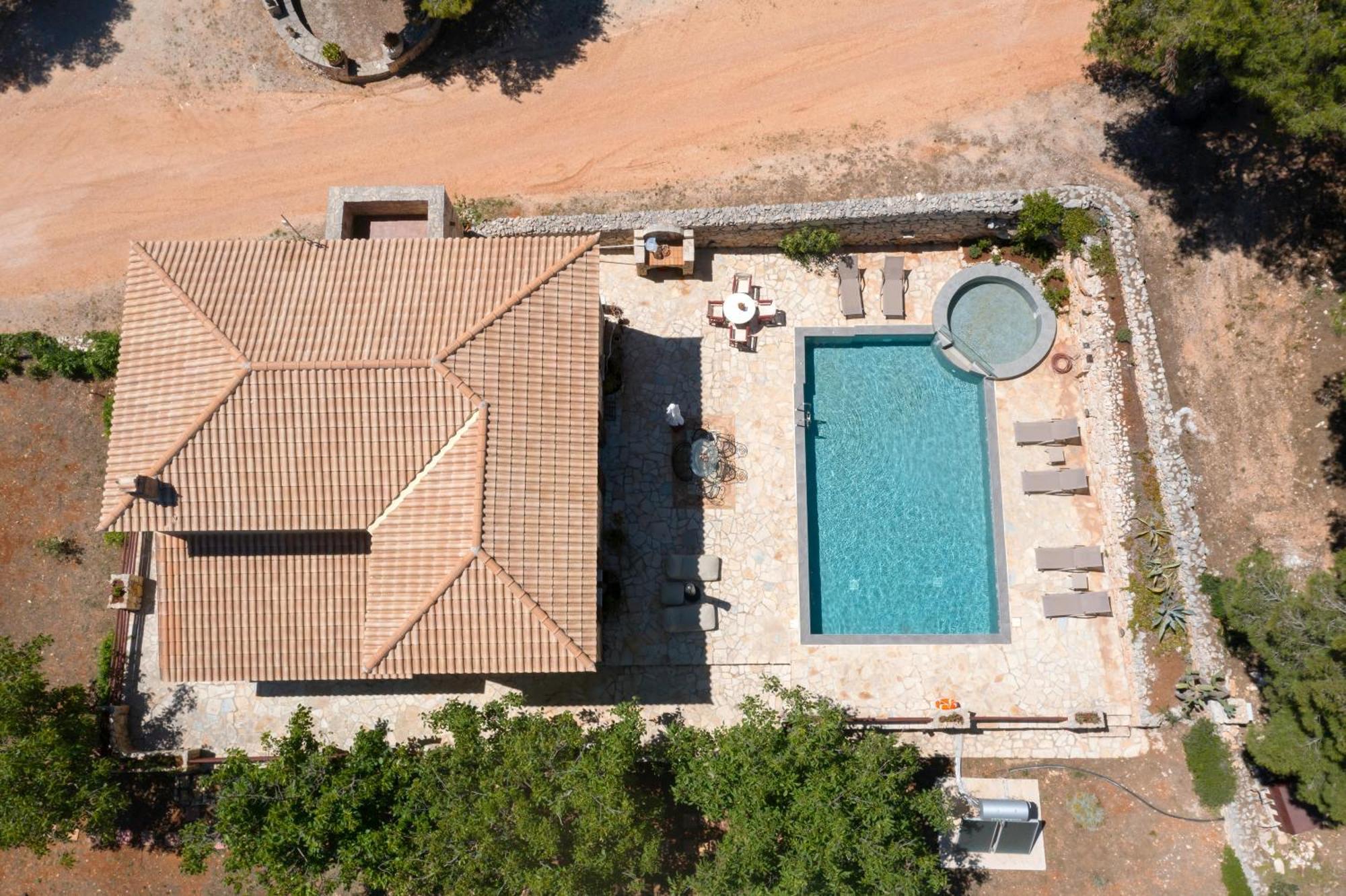 Aresti Mountain Resort Agios Leon エクステリア 写真