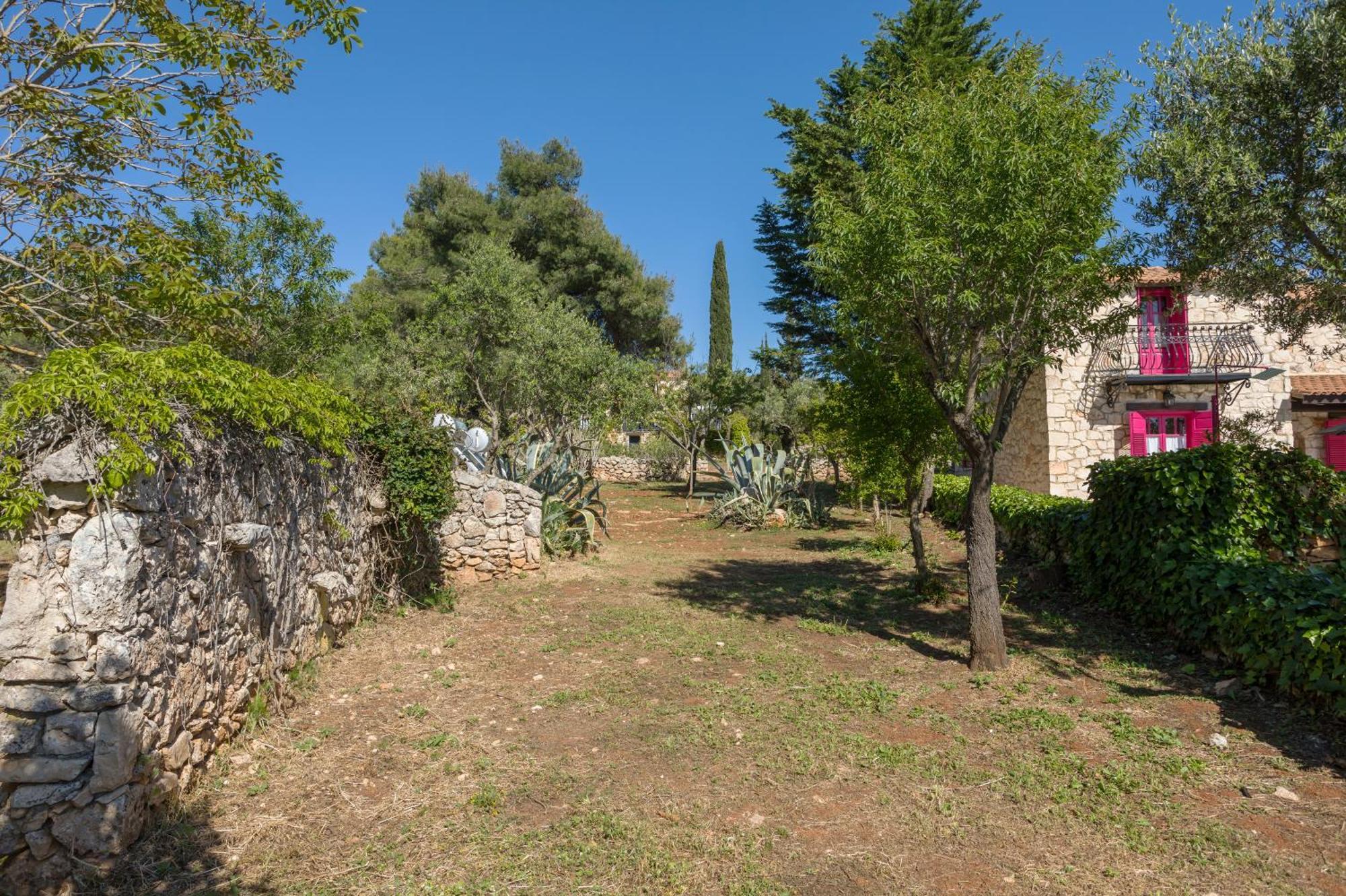 Aresti Mountain Resort Agios Leon エクステリア 写真